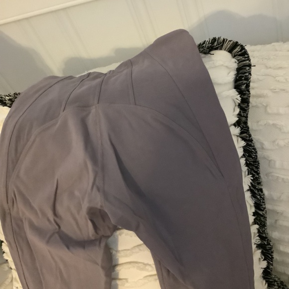 Lululemon leggings - Picture 4 of 7